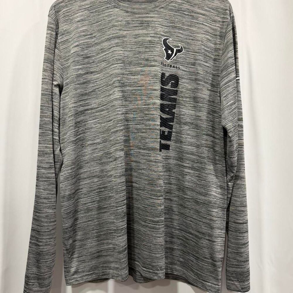 Nike Men's Grey Shirt